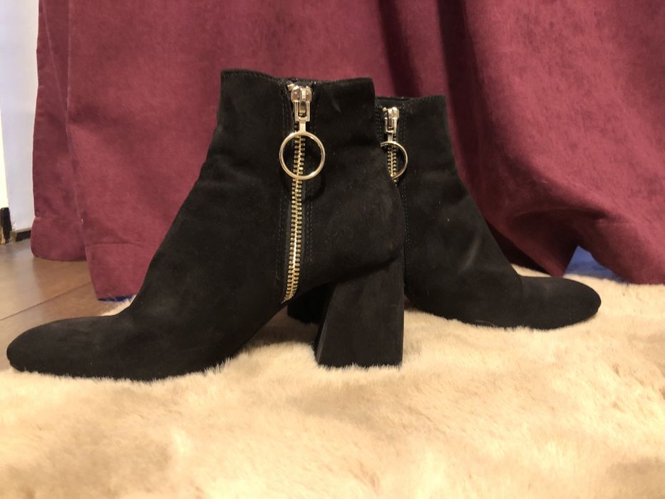 Ghete Stradivarius, marimea 36