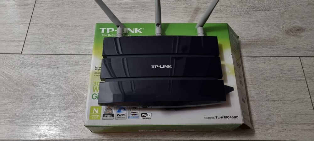 Router TP-LINK TL-WR1043N