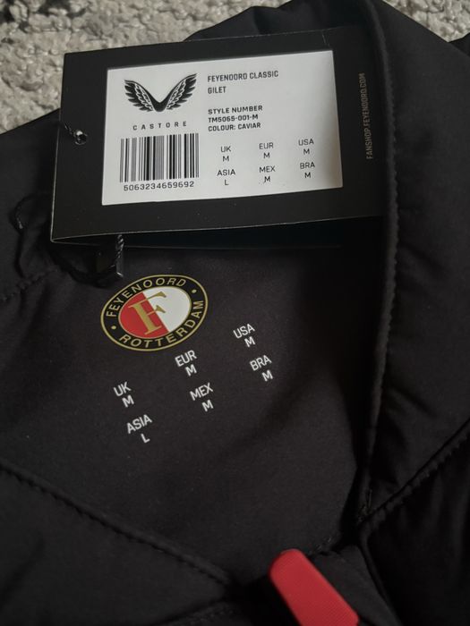 Оригинален елек на Фейенорд, Castore