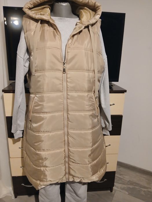 Vestă de damă L /XL..100 de lei bucata..