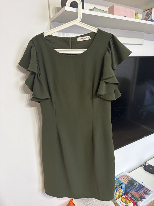 Зелена рокля Naf Naf