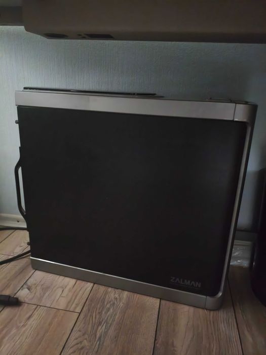 Корпус Full-Tower ZALMAN 52x52x22/GS 1000