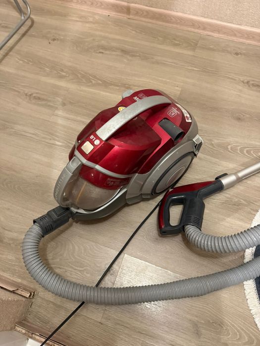 Пылесос, люстра , сушилка