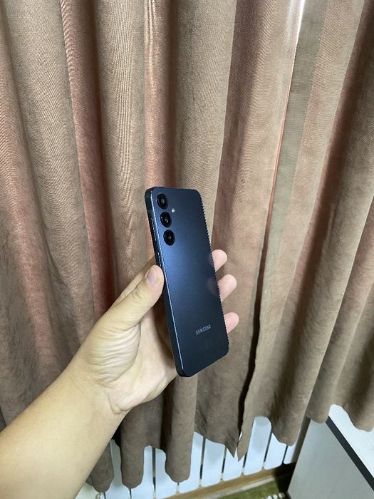 Samsung Galaxy A16 128/4 aybi ozgina palasa bor tel vakum ochilgan.