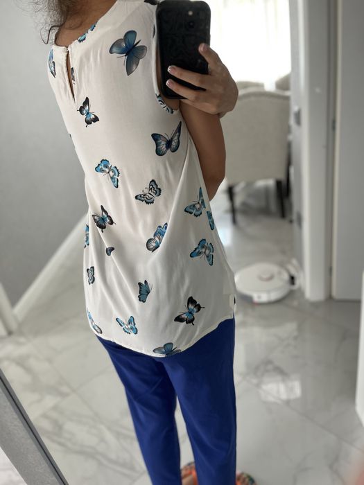 Maieu lung cu fluturi