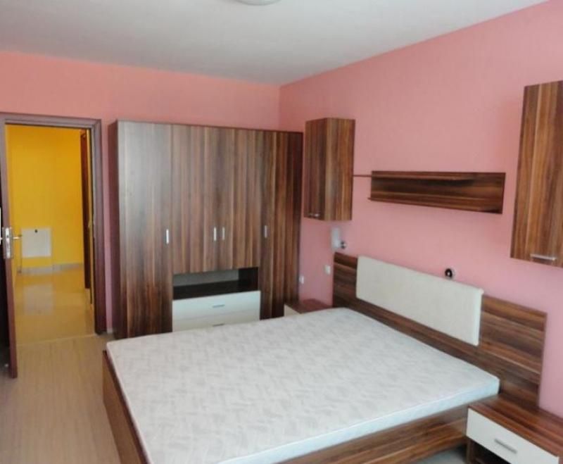 Дава се под наем Двустаен апартамент в София, Зона Б-19 - 68 кв.м за 600 € - Снимка #1