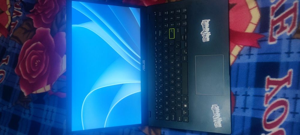 Laptop asus in stare perfecta de functionare