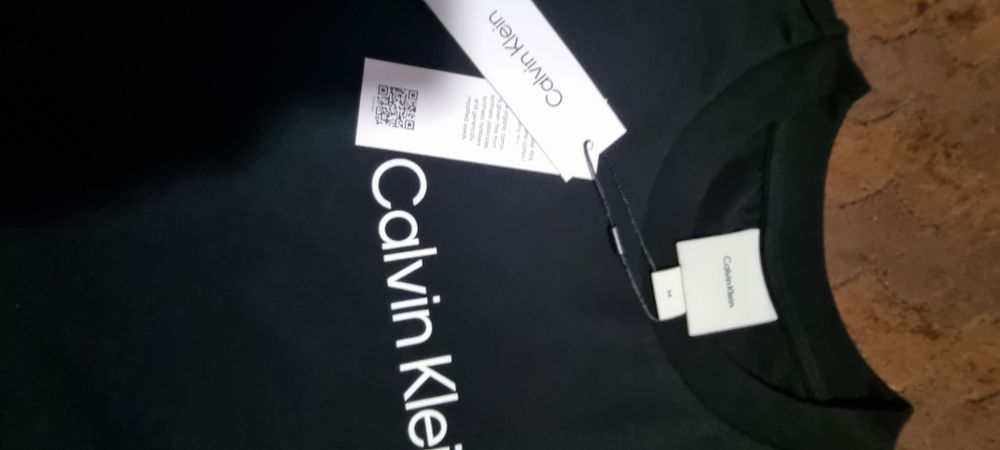 Tricouri calvin klein originale noi
