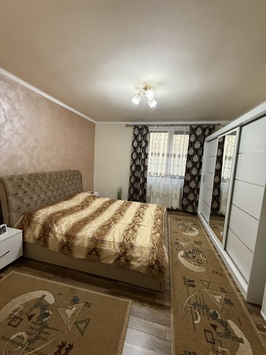 Vand casa in cartierul bujac + afacere la cheie