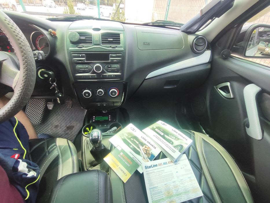 Продается лада гранта кросс полный фул,2020г пробег 58000, 1,6-106л.с