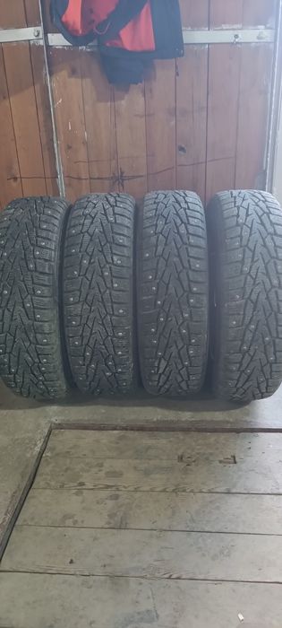 Продам зимнию резину NOKIAN NORDMAN 7 . 175/70 R 13