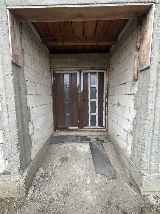 Casă Parter + Mansardă + 897 mp Teren în sat Vadu Pașii