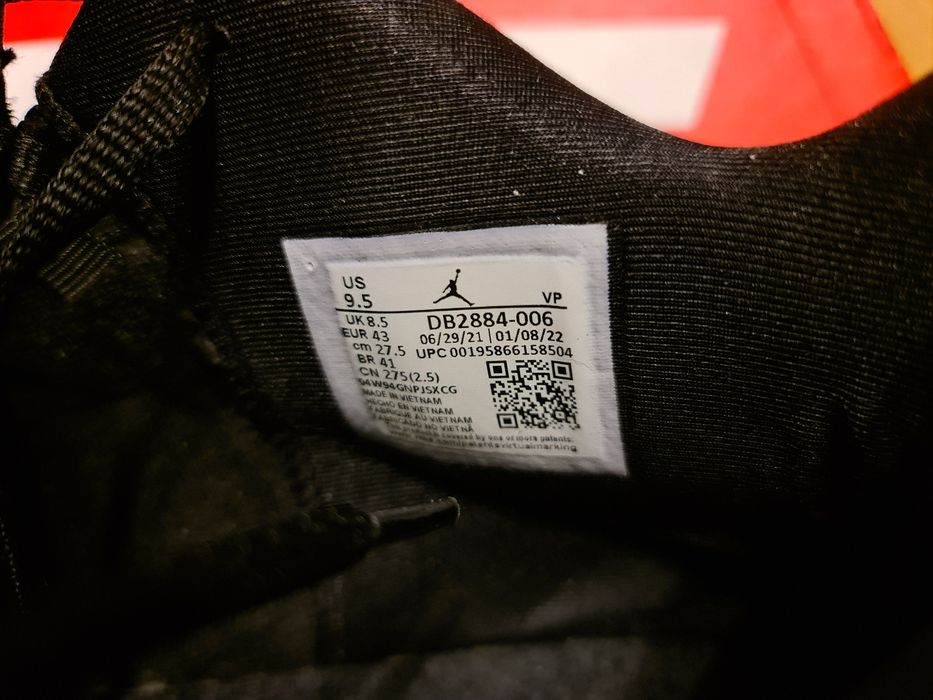 Jordan Stay Loyal 43|9.5 US