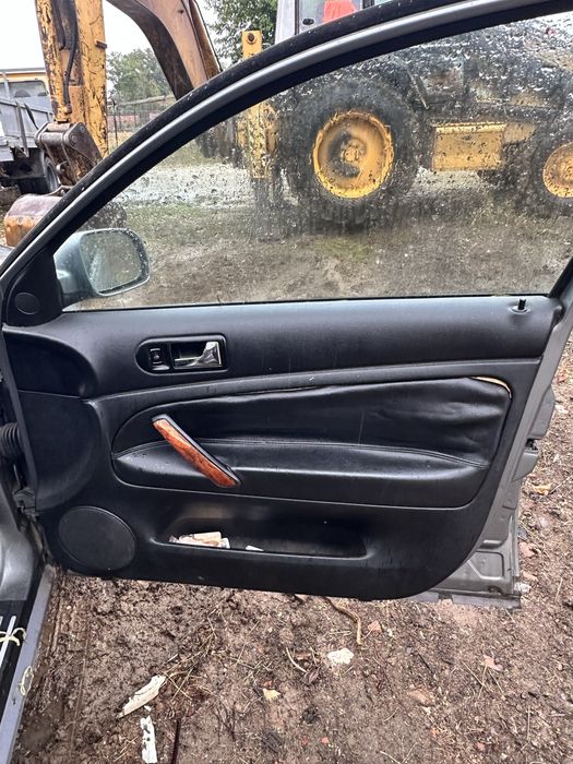 VW Passat 5.5 2.5 TDI — на части,автоматик здрав мотор и скорости