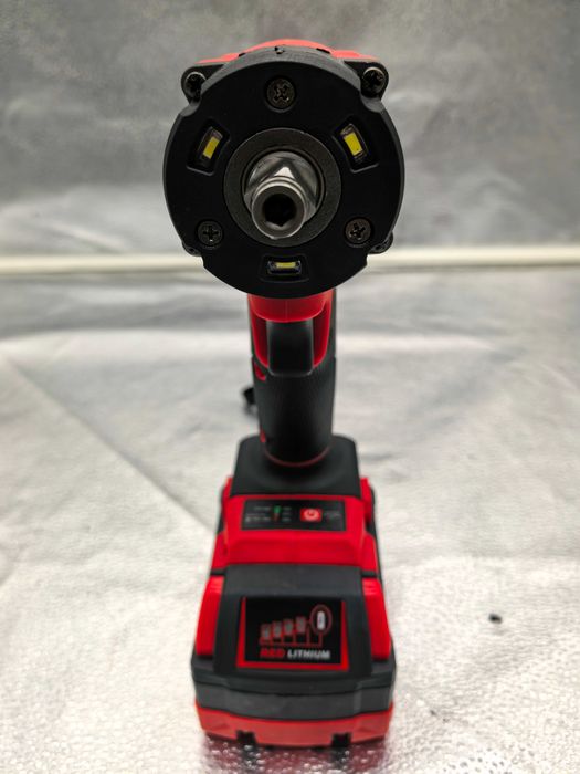 Surubelnita impact Hitman 88V 950 Nm 499 lei