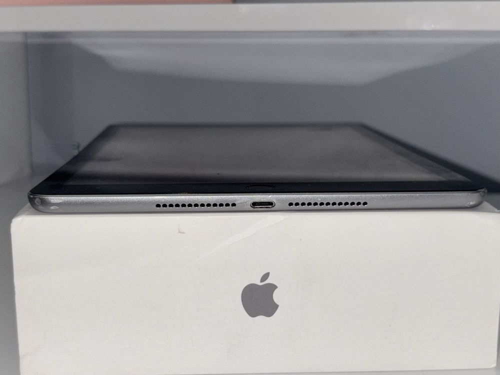 Ipad 6th generation 2018 128gb
