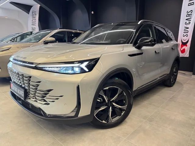 Baic X75 1500cm3/ Garantie 6 ani/ Camere 360/ Pano/ Lane assist/ Blind spot