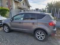 Ford Kuga 4x4 automata .