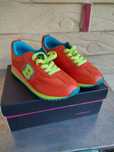 37. Nou. Bafallo London. Adidas damă