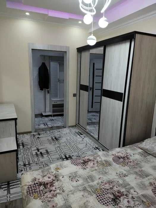 Сдается 2х ком. кв-ра на Дархане метро Х.Алимжан 208*