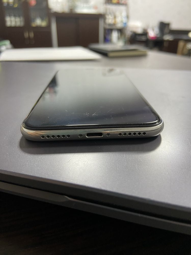 iPhone X sotiladi 64gb