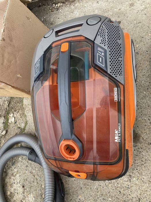 Aspirator cu Filtrare prin Apa Thomas Pet&Family