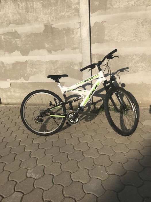 Bicicletă Rex Rac200