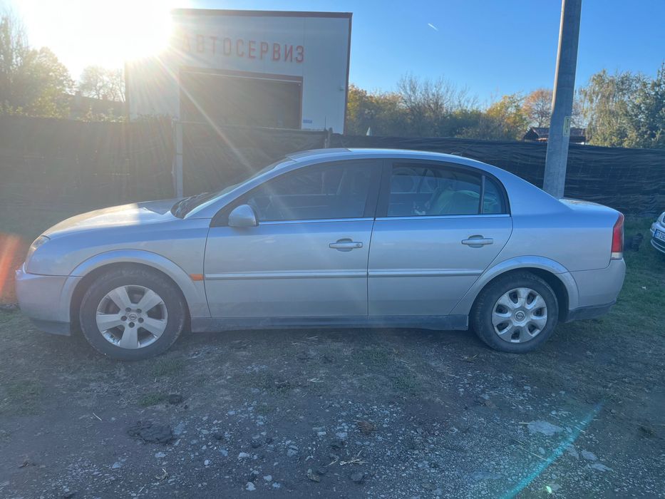 Продавам Опел Вектра 2.2 дизел