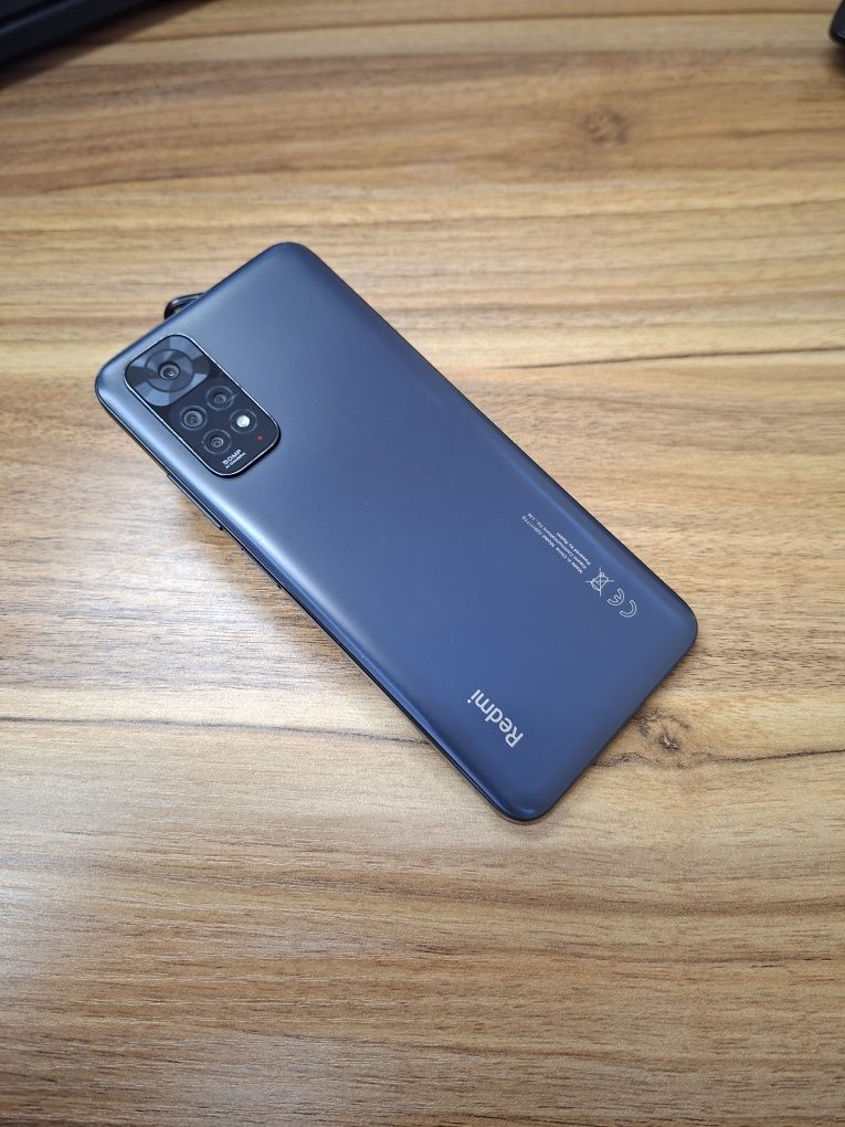 Redmi Note 11 pro 128 
Holati yaxshi ozimiza ishtalib yurgan telfon is