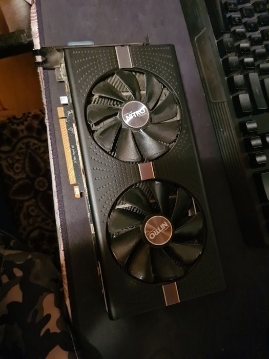 RX 570 4GB Sapphire Nitro+ Vand/Schimb