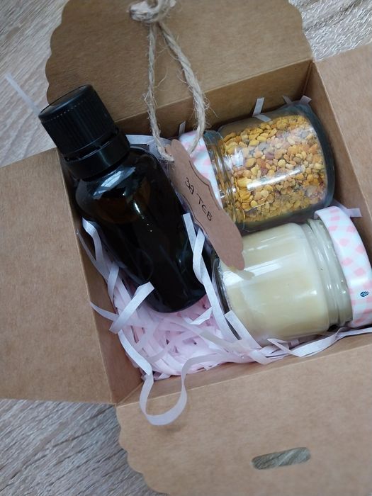 Натурални пчелни продукти - подаръчна кутия
