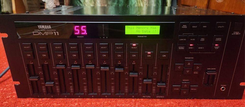 Procesor audio Yamaha dmp 11