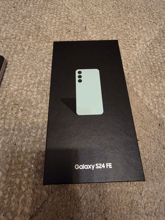 Samsung s 24 fe .