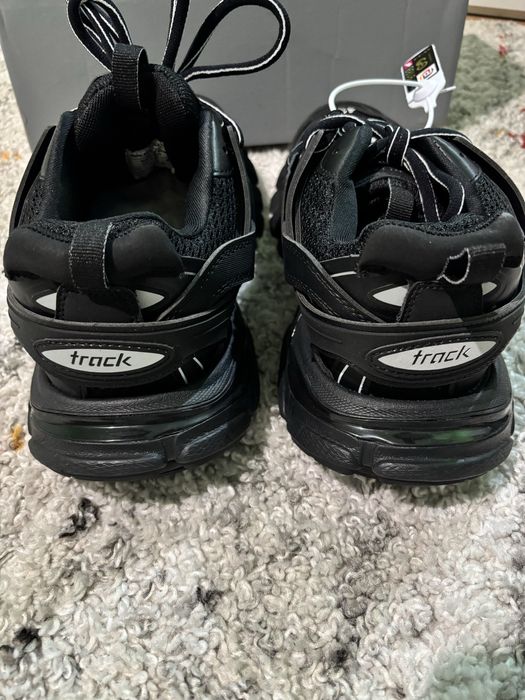 Balenciaga Track marime 43