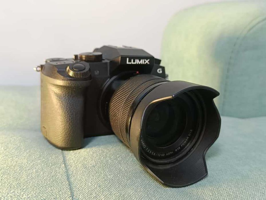 Panasonic Lumix G7 Mirrorless Camera 16.0MP cu obiectiv 12-60mm