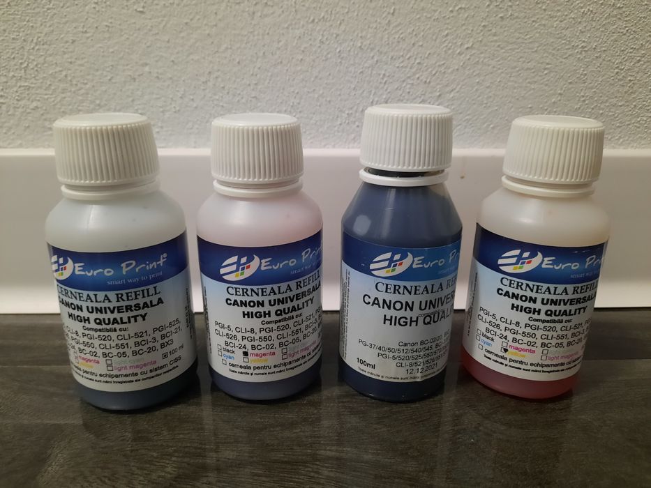 Cartuș nou + cerneală CANON + seringi