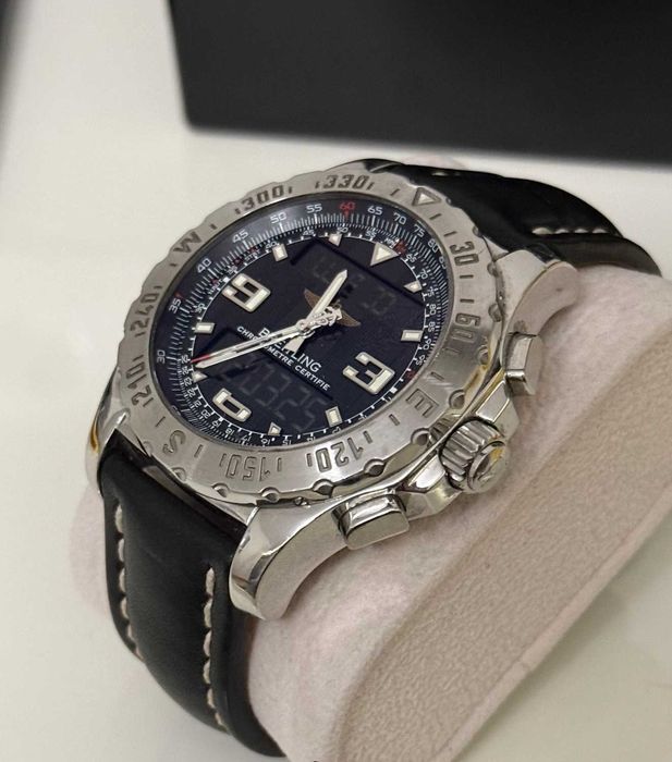 Оригинален часовник Breitling Airwolf,отлично състояние,пълен комплект