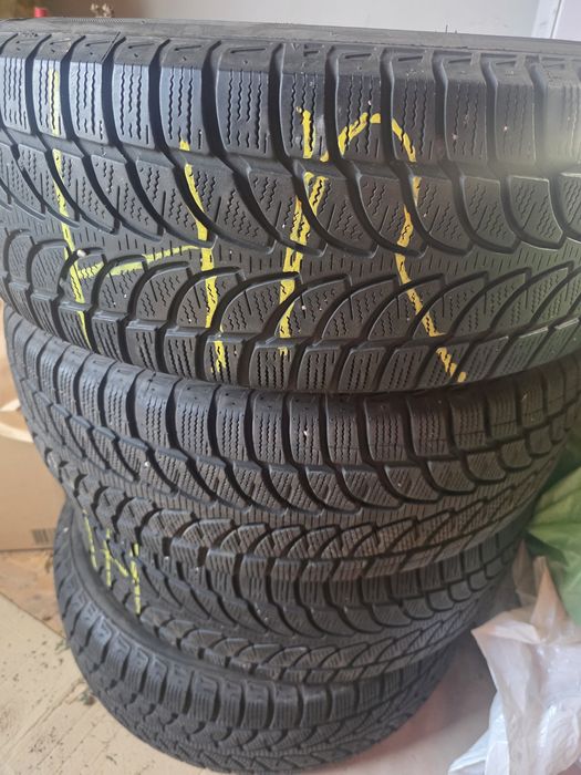 Anvelope Bridgestone Blizzak 215/65 r16 98h