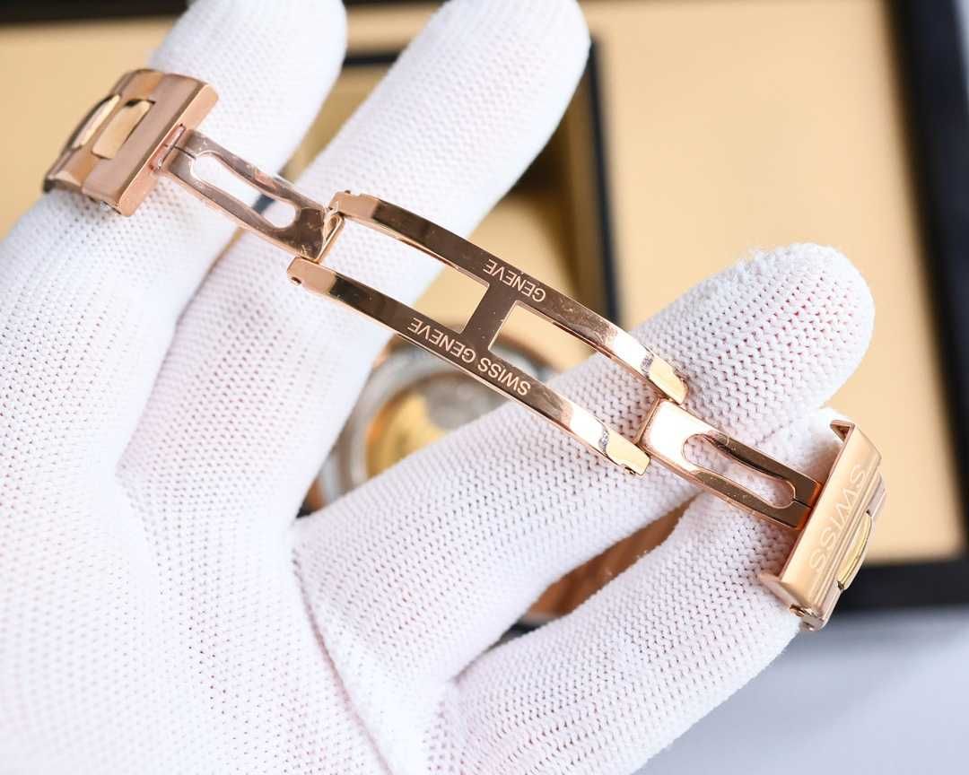 Мъжки автоматичен часовник Girard Perregaux Laureato
