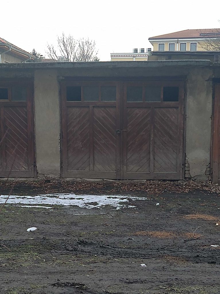 Продава се Гараж / Паркомясто в Попово - 18 кв.м за 425 €/кв.м - Снимка #1