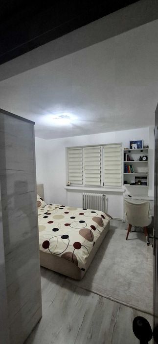 Apartament 3 camere ,Centru
