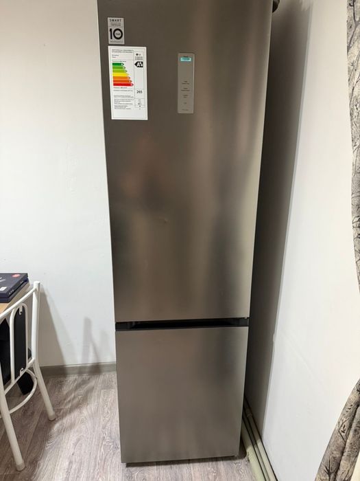 LG GC-B509FNPW холодильник