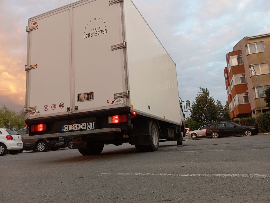 Autoutilitara 3.5 .dacia lodgy