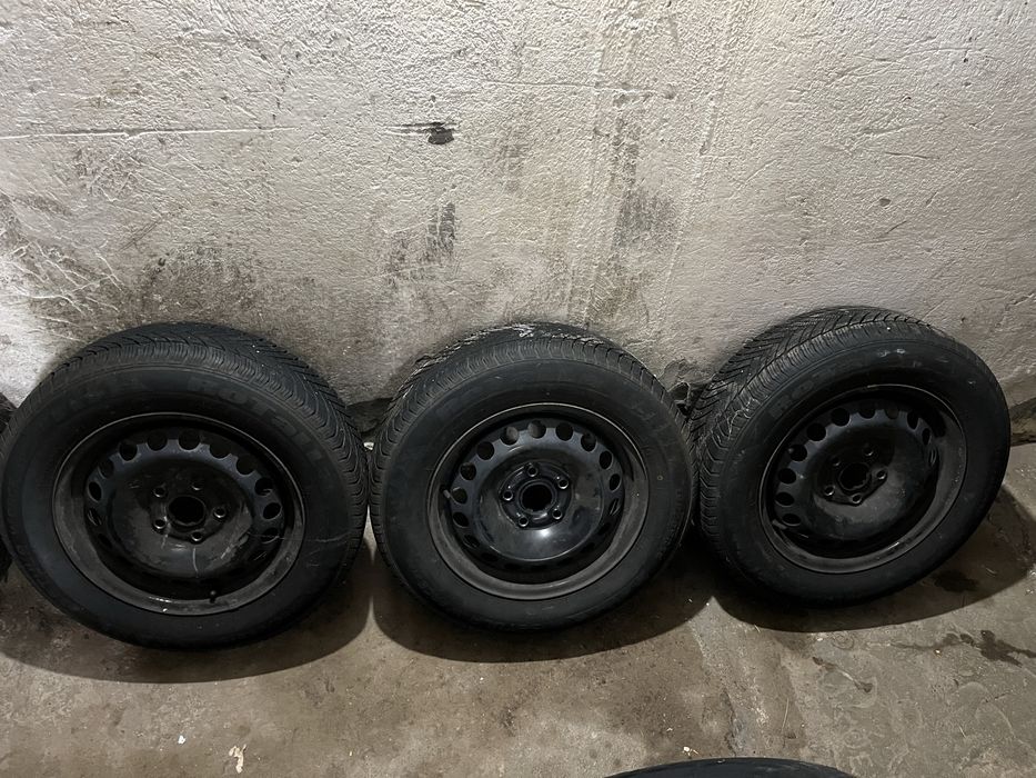 Джанти 15-ки със зимни гуми 5x112