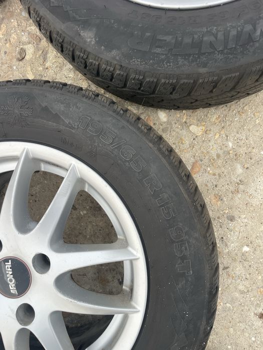 Зимни гуми TIGAR 15цола/195/65 дот2022