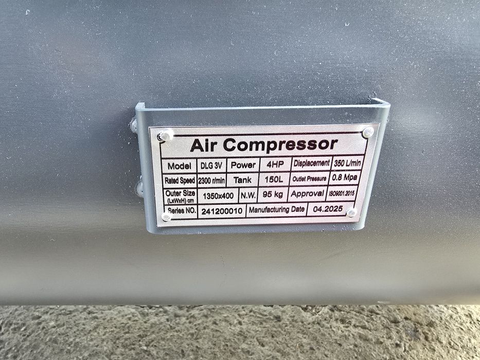 Vintovoy kompressor DLG 3V