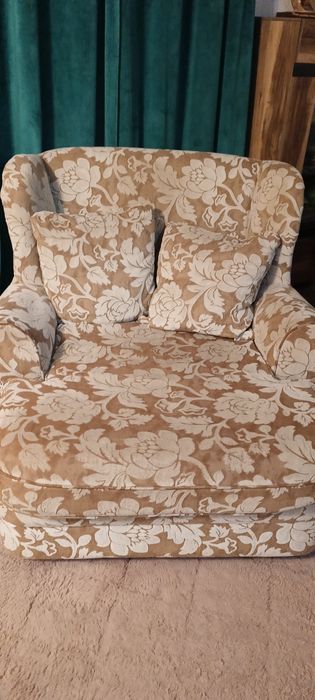 Canapele și fotoliu