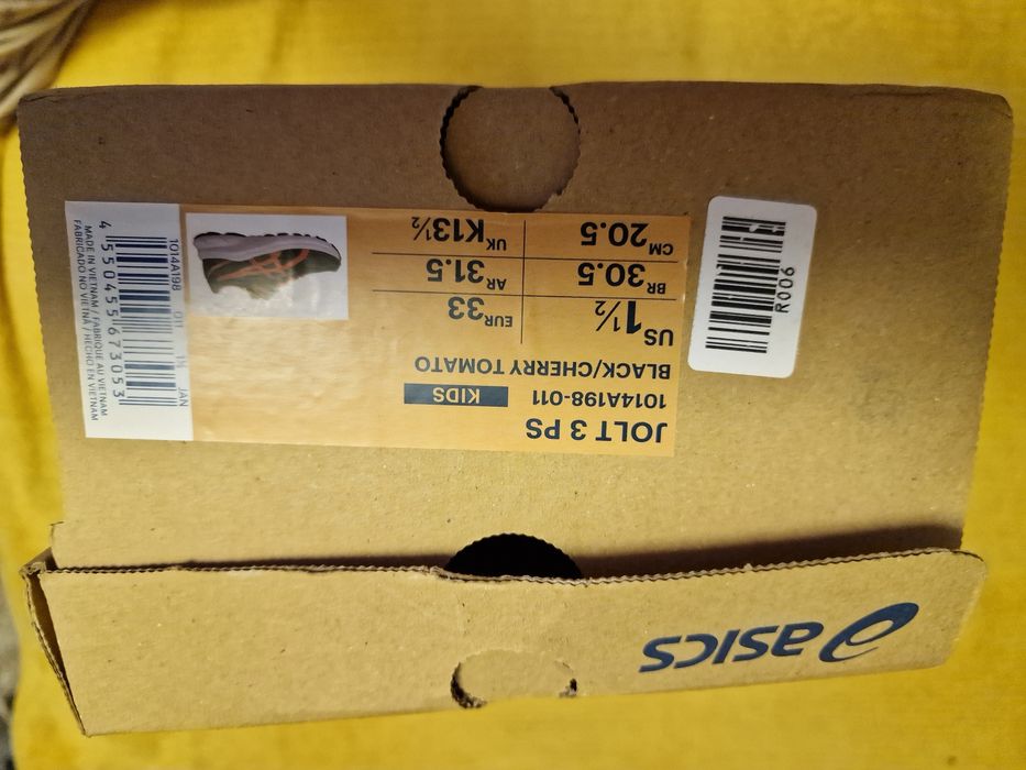 Asics
Pantofi Jolt 3 Ps 1014A198 Negru