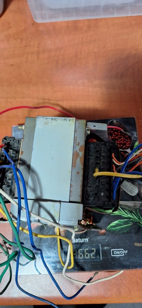 Transformator amplificator