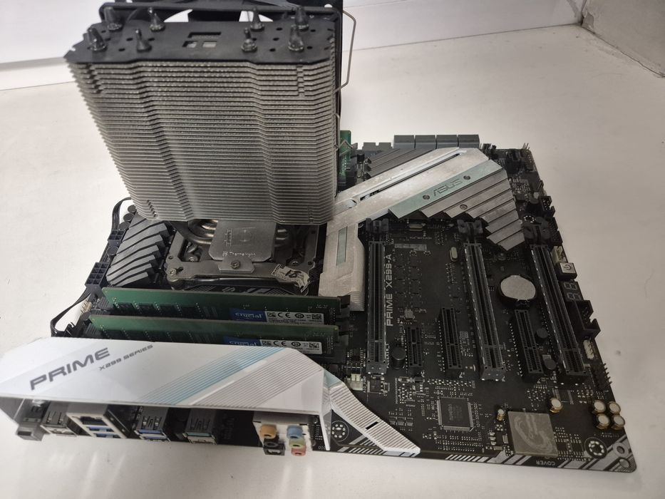 i7 7700 Asus x266 16 ddr4
